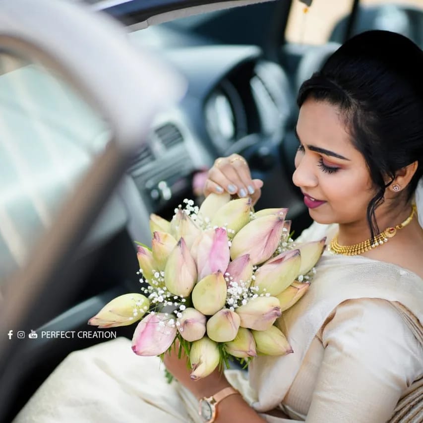 LOLA BEAUTY CARE PULPALLY