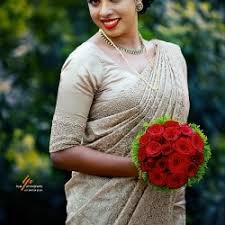 LOLA BEAUTY CARE PULPALLY